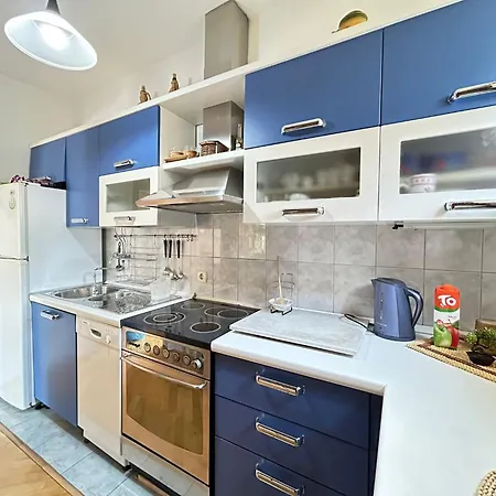 Avlija Garden Gem - Free Parking Daire