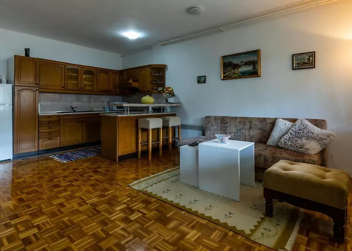 公寓 Avlija Garden Gem - Free Parking