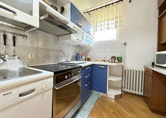 Avlija Garden Gem - Free Parking * 塞拉耶佛